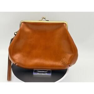 Patricia Nash Savena Kiss-Lock Wristlet - Tan Burnished Leather